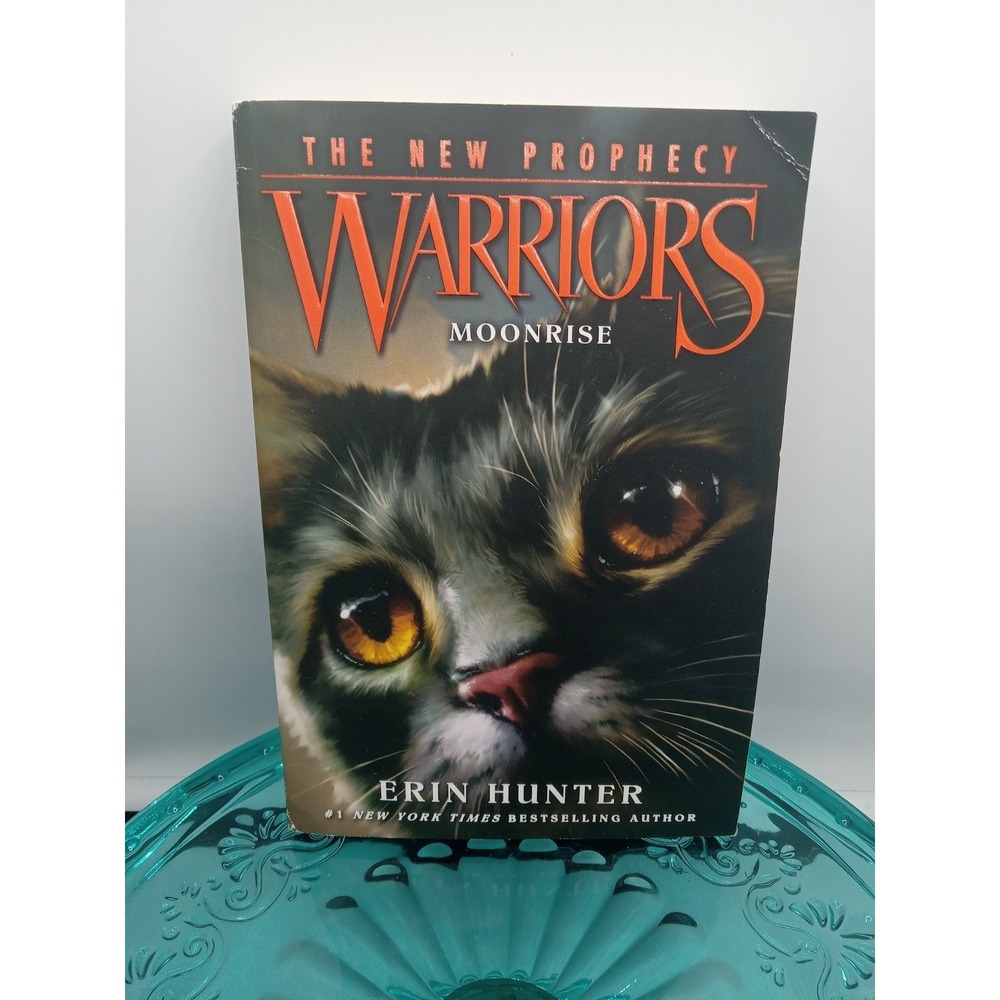 Warriors: The New Prophecy #2: Moonrise -‎ Paperback By Hunter, Erin - GOOD